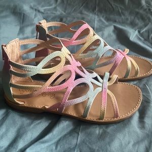 Colorful high flat sandals